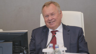 Как россияне переходят на новую модель платежей за рубежом