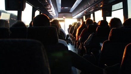 В Воронежской области рейсовый автобус с 15 пассажирами попал в ДТП на встречке