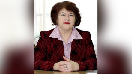 В Воронеже смягчили статью преподавателю, обещавшей за 72 тыс. рублей помочь иностранцам