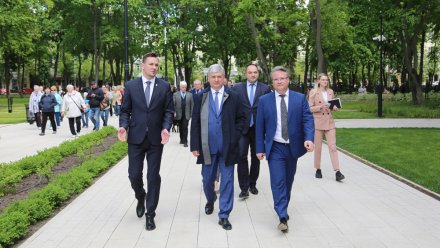 Мэр и губернатор посетили фестиваль духовых ассамблей в воронежском «Орлёнке»