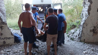 В Крыму женщина и ребёнок из Воронежа упали в заброшенную шахту АЭС