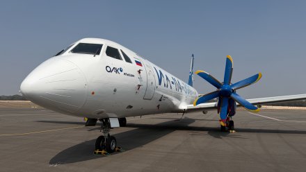 Новый ИЛ-114-300 с воронежскими крыльями прибыл на авиасалон в Индию