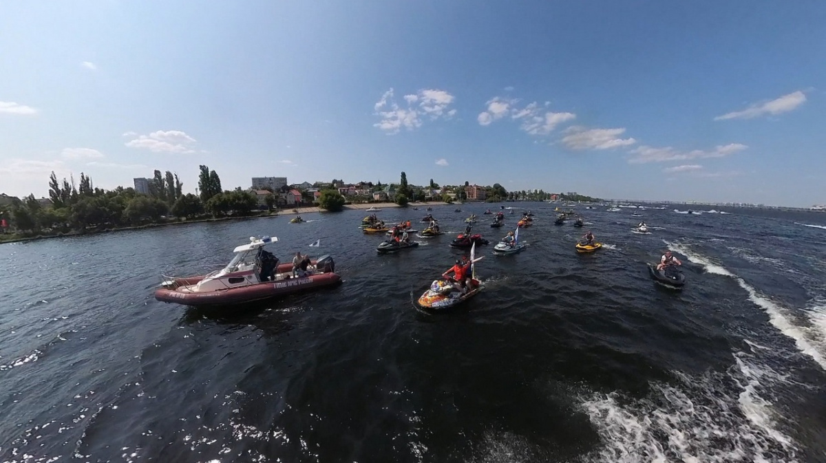 Воронежское водохранилище. Воронеж вид на водохранилище. Воронежское водохранилище тоннель.