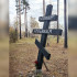 Крест с надписью «Невинно убиенным» упал на воронежском кладбище