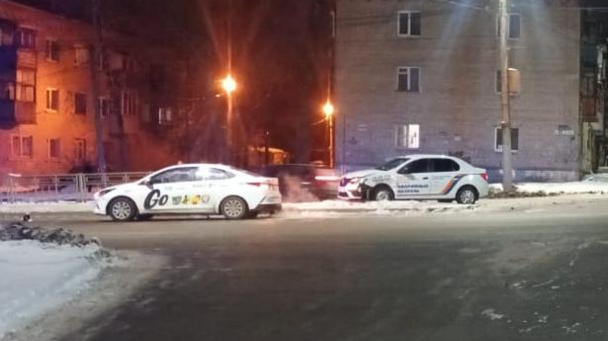 Камеры улиц волгограда. Улица ленина волгоград. В волгограде назовут улицу. Камеры улиц волгограда. Нижегородская улица москва.