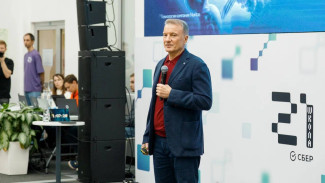 Герман Греф: искусственный интеллект будет развиваться вместе с человеком