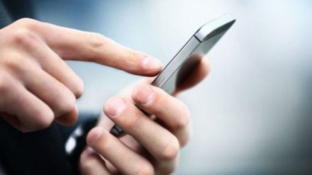 В Воронеже отзывчивый парень лишился денег, дав позвонить незнакомцу на улице