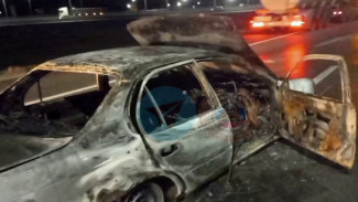 Под Воронежем сгорел автомобиль Toyota