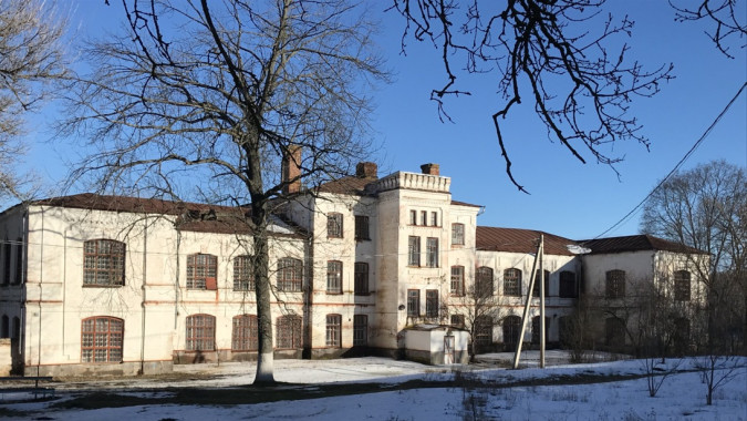 Воронежскую заброшенную психбольницу в Орловке выставили на продажу 