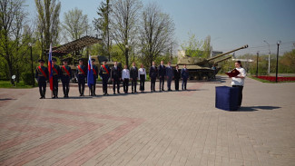В Воронеже 10 молодых сотрудников прокуратуры приняли присягу