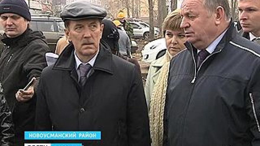 Алексей Гордеев с рабочей поездкой побывал в Новоусманском районе