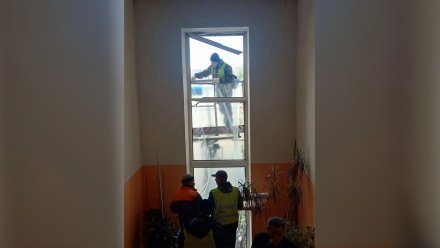 Воронежцы продолжают звонить в управы районов с жалобами после атаки ВСУ