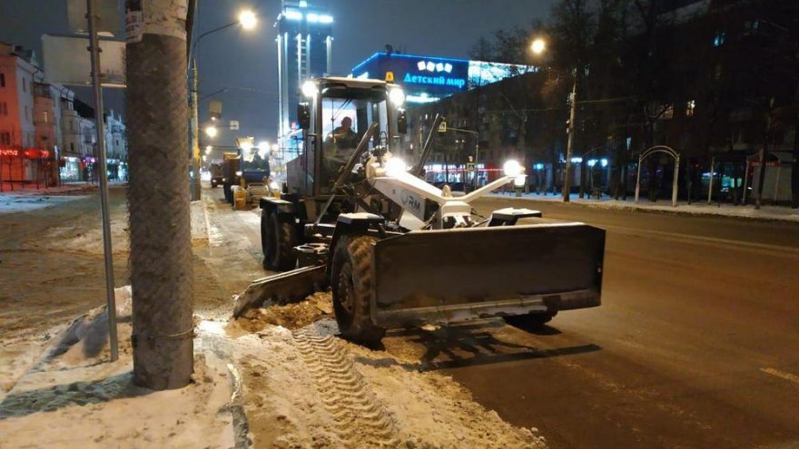 В Воронеже назвали сроки уборки снега с платных парковок
