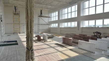 Воронежские строители пообещали закончить ремонт школ в подшефных районах ЛНР до 1 сентября