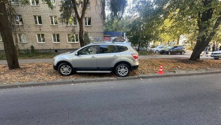 В Воронеже пенсионер на иномарке сбил женщину с 3-месячным ребёнком