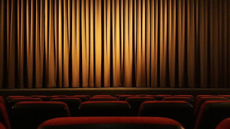 В воронежских театрах и кинотеатрах увеличат число зрителей