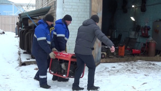 Энергетики из Бутурлиновки решили помочь с ремонтом генераторов для бойцов СВО