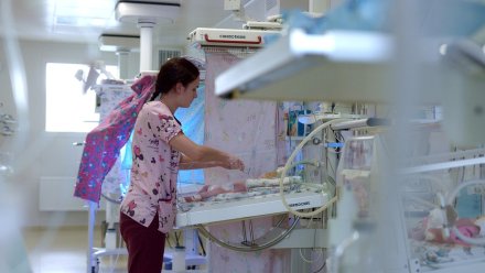 Воронежский врач о всплеске COVID среди детей: «В реанимацию попадают и новорождённые»