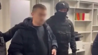 Задержанных в Санкт-Петербурге аферистов начали подозревать в мошенничестве в Воронеже