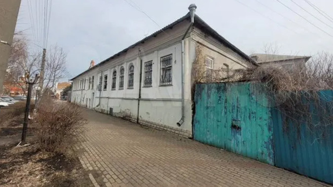 В Бутурлиновке выставили на продажу старинное здание отдела полиции