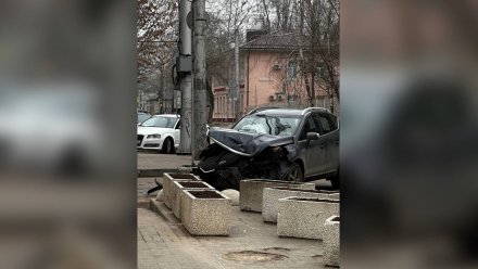 Две женщины на иномарках попали в ДТП в центре Воронежа
