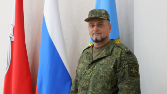 Воронежский чиновник подписал контракт с Минобороны