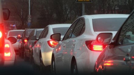 Изменение схемы движения на Северном мосту в Воронеже привело к пробкам
