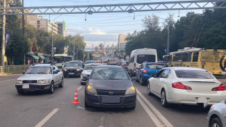 Автомобилистка из Липецкой области сбила в Воронеже парня и девушку