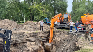 На Левом берегу Воронежа приступили к замене повреждённого водопровода