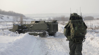 Армейские байки. Что вспомнили о службе известные воронежцы и как они выглядели