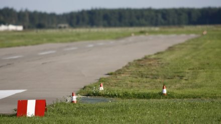 Взлётную полосу Воронежского аэропорта запланировали отремонтировать к 30 ноября