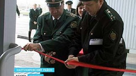 На границе открыли новый международный пропускной пункт "Бугаёвка"