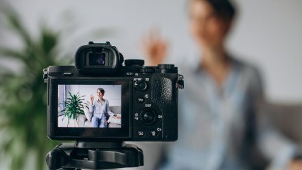 Видеограф из Воронежа притворилась малоимущей ради денег от государства