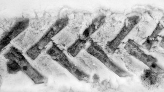 Водителей призвали быть осторожнее из-за снегопада на воронежской трассе