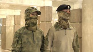  В Воронеже парень с девушкой поженились перед отправкой в зону СВО