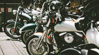 В Воронежской области пьяный водитель разбил мотоциклы байкерского клуба на 600 тысяч