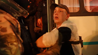 «За что меня задержали?» Как ОМОН нагрянул в воронежские клубы и бары