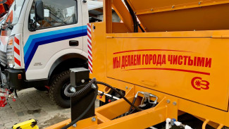 Мэр Воронежа рассказал о поступлении новой техники в районные комбинаты благоустройства