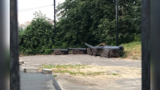 Пушки из воронежского Петровского сквера пообещали отремонтировать до конца года