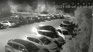 В Воронеже неизвестный водитель разбил 3 припаркованных автомобиля: появилось видео
