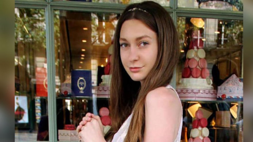 «Разбила бокал, резала лицо и глаза». В ресторане Воронежа покалечили 25-летнюю девушку