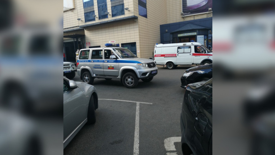 В Воронеже полиция съехалась к ТЦ «Галереи Чижова» из-за потасовки