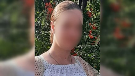 В Воронеже ищут пропавшую 17-летнюю девушку со шрамом на шее