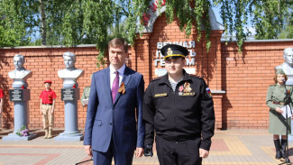Военнослужащего из Лисок наградили орденом Мужества
