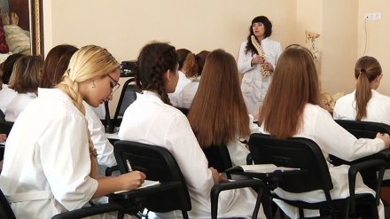 Отчисленную студентку воронежского вуза заставили вернуть деньги за обучение