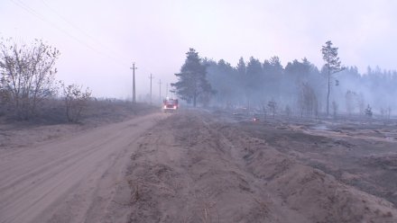 Мощный пожар в воронежском посёлке потушили спустя 19 часов