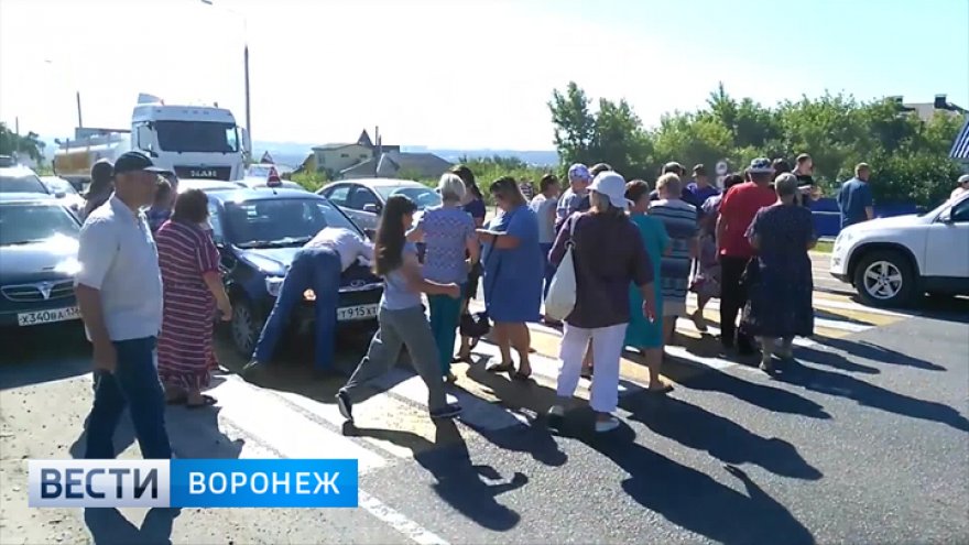 После митинга в воронежском селе у прокуроров возникли претензии к власти и коммунальщикам
