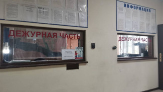 В Воронеже женщина избила майора полиции