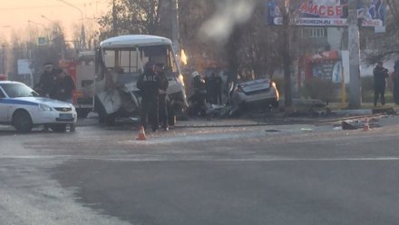 После ДТП с 4 погибшими в Воронеже возбудили уголовное дело