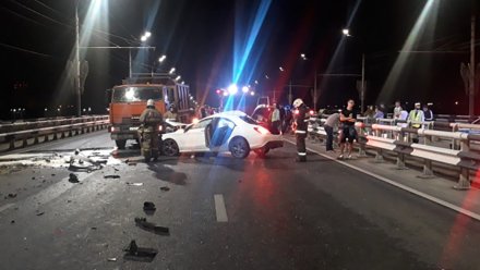 Воронежец на Mercedes ответит в суде за гибель пассажирки в ДТП на Чернавском мосту 